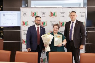 Матери Саровского Бойца Вручили Благодарственное Письмо