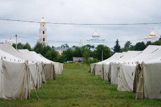 В Дивееве организовали палаточный городок для паломников на праздник Серафима Саровского
